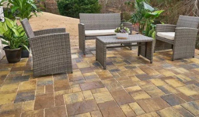 How Paver Contractors Can Transform Your Backyard into an Outdoor Oasis